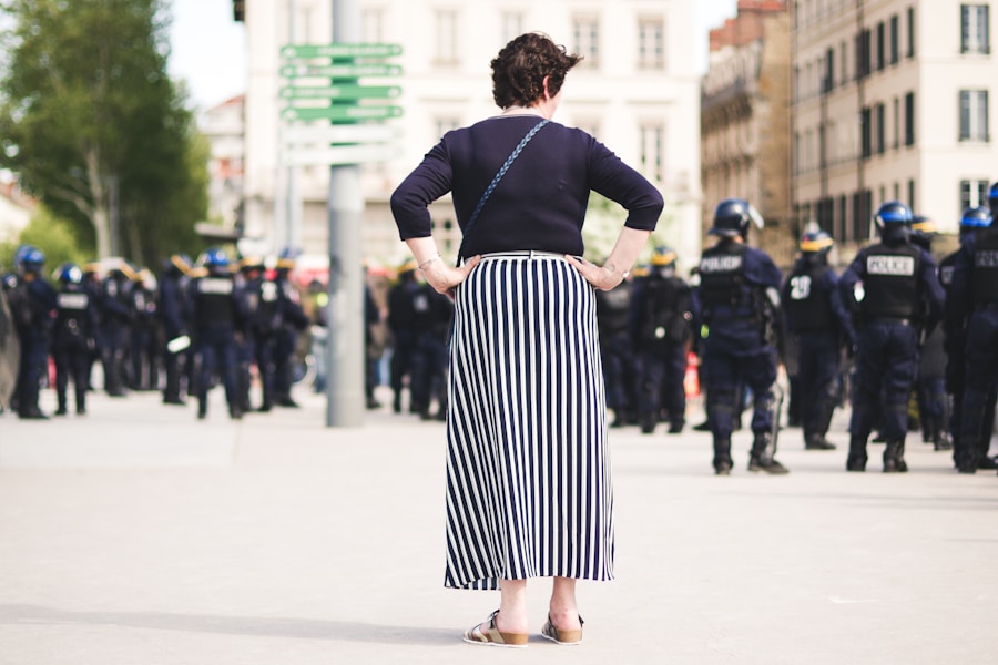 Photo navy skirt
